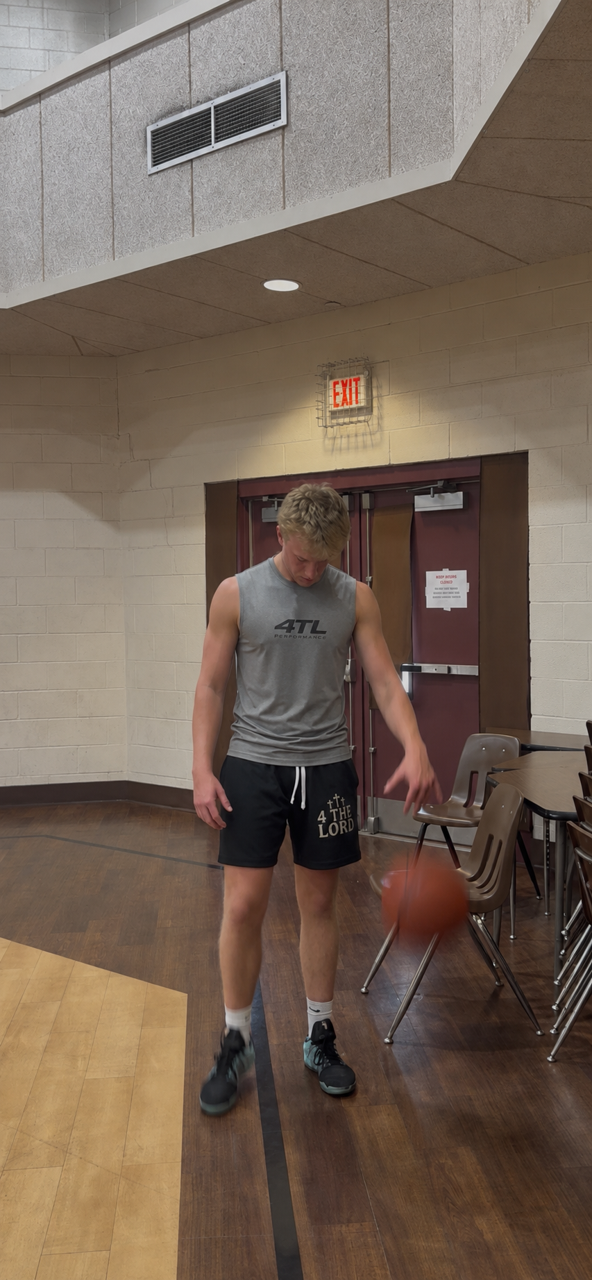 4TL performance tank top